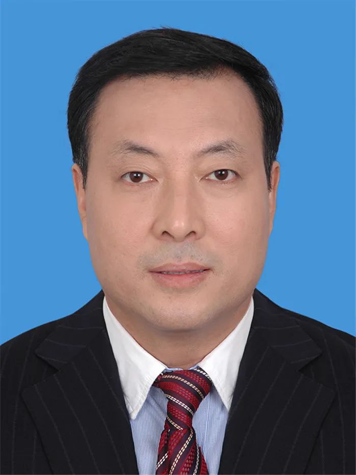 王进江,男,汉族,1962年9月生,大学,中共党员,现任邯郸市人大常委会