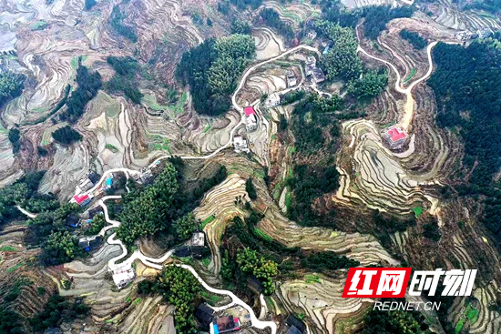 隆回金石桥镇五罗村:山村风景美如画