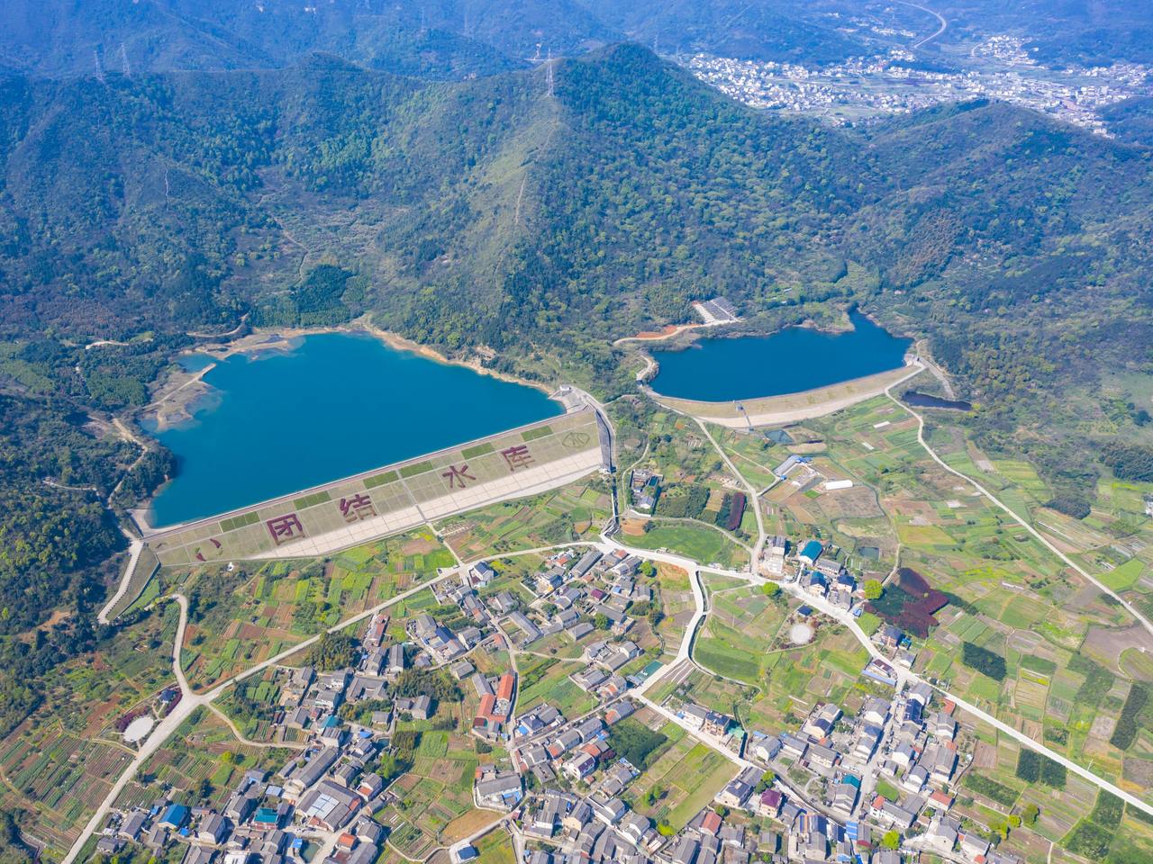 焦土上长出美丽乡村 定海马岙团结村涅槃重生