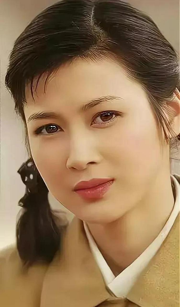 童蕾 二十六 岁留影