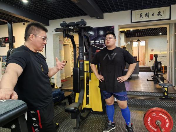 不仅是力拔千钧——"大力士"的大梦想