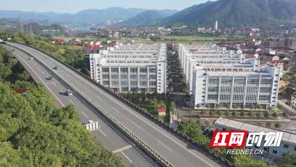 非凡十年·镇当时|冷水江市禾青镇:生态画卷 在水一方