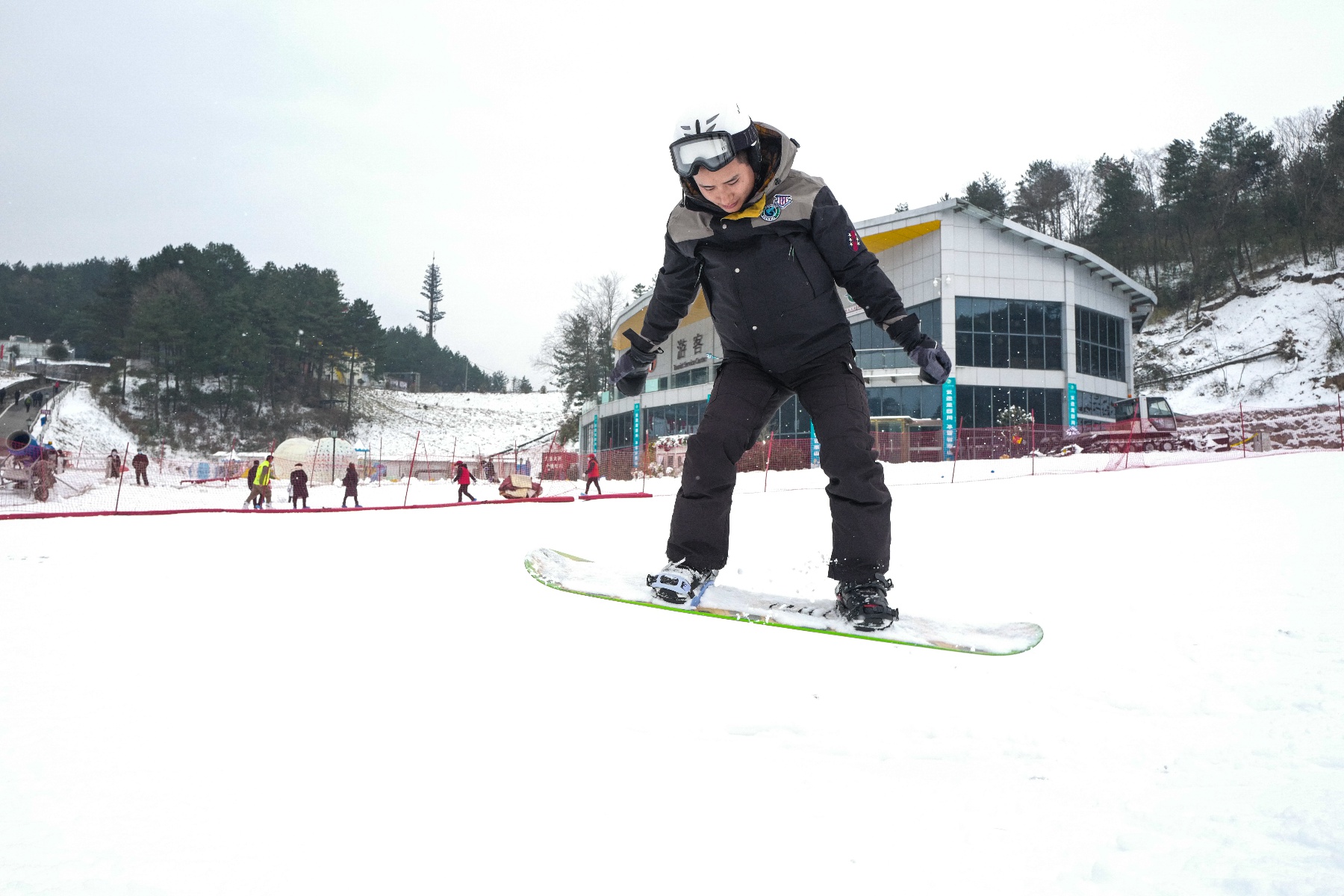 朝天曾家山滑雪场12月31日正式开园