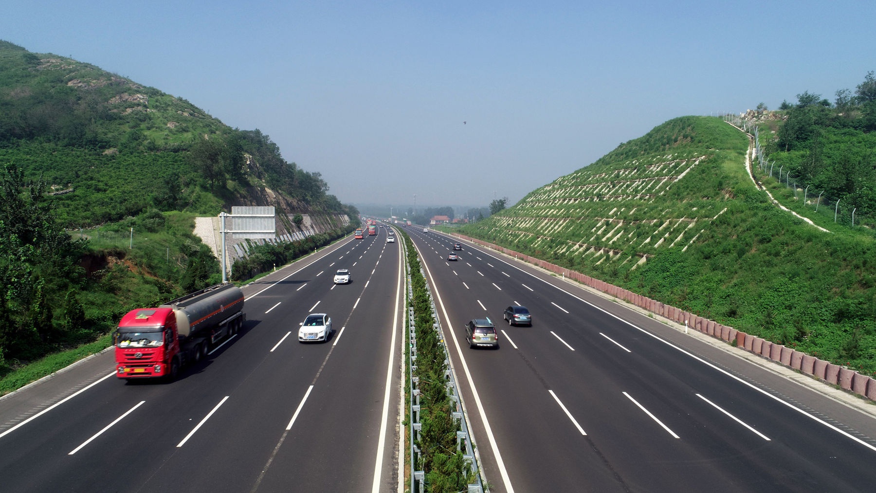 济青高速改扩建工程获评2019年度"平安工程"