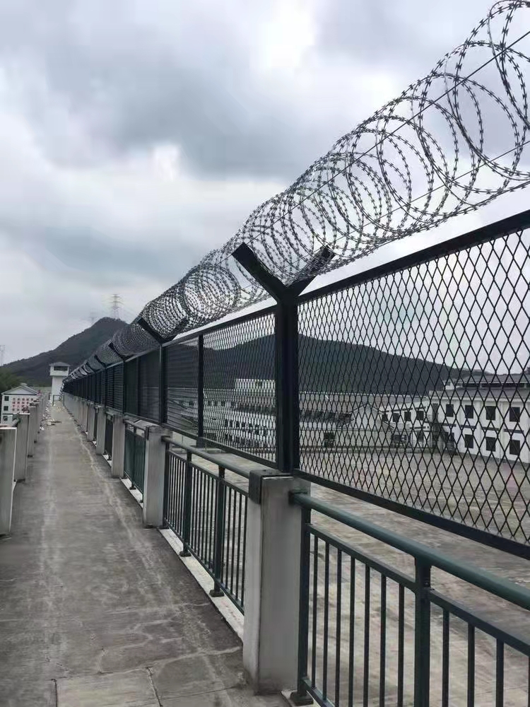 监狱围栏网的优势