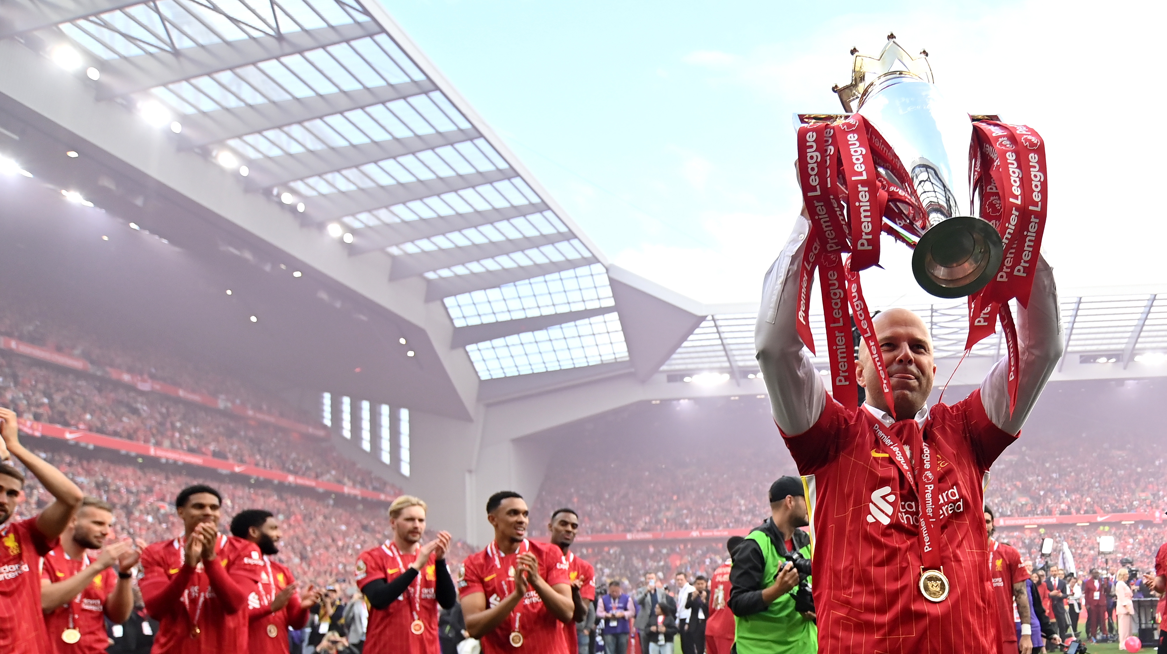 English Premier League, Liverpool, Arne Slot, Birthday, camel live