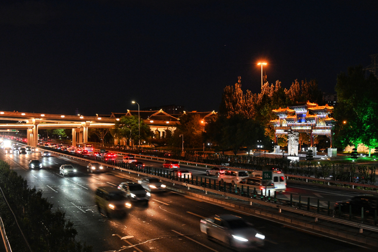 北京市朝阳区夜景图片