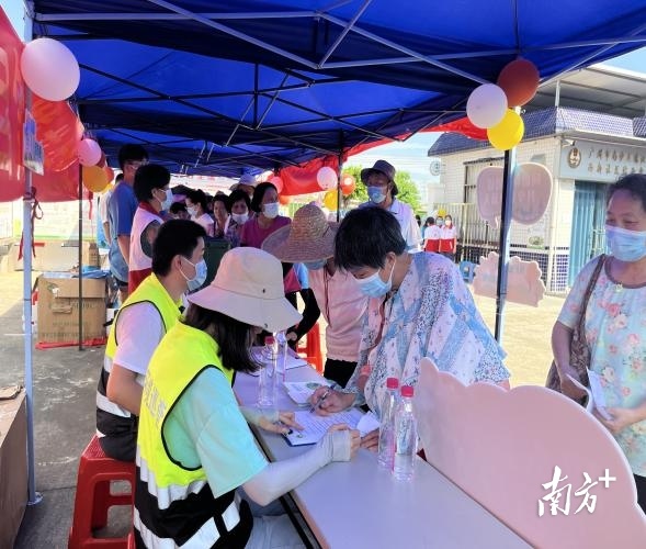 南沙珠江街开展生态环境保护"五进"系列宣传活动