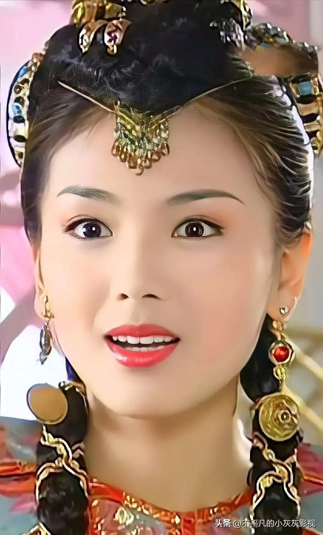 刘涛疑似整容撞脸宋慧乔,曾花300万做烤瓷牙,年轻时的她有多美?