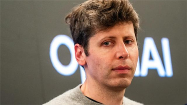 苹果正式起诉OpenAI：窃取商业机密打造自研AI硬件