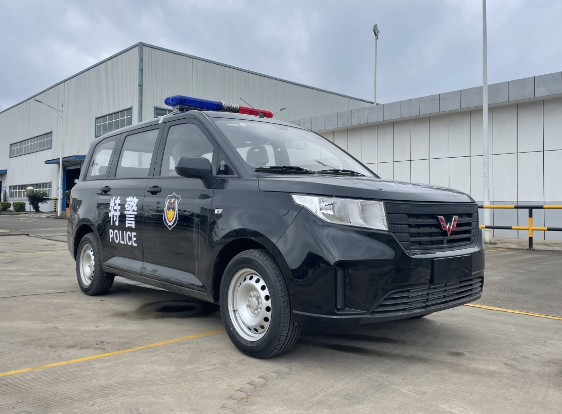 林立五菱宏光公务用车 plus:专为警务需求而生