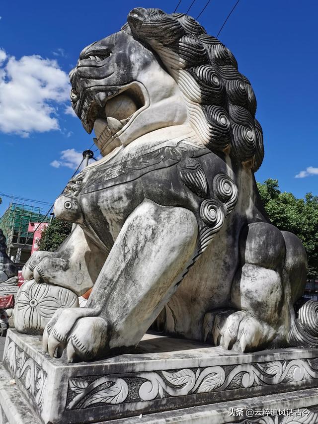 明朝在腾冲,保山戍边抗缅12年的名将邓子龙,露梁海战抗倭陨落