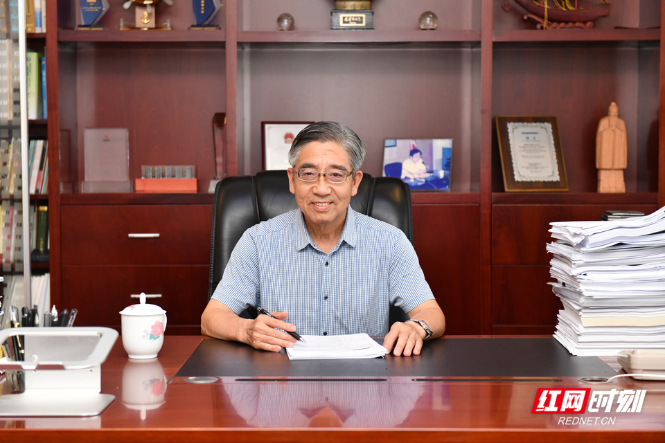 院士风采丨郑健龙:一心修路,只为交通强国