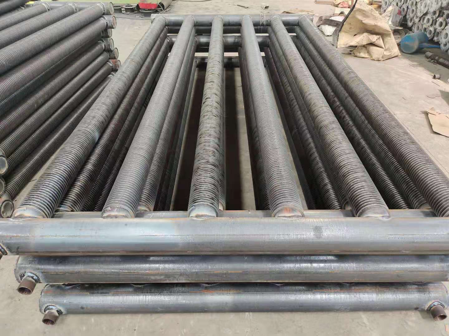 内外翅片管换热器