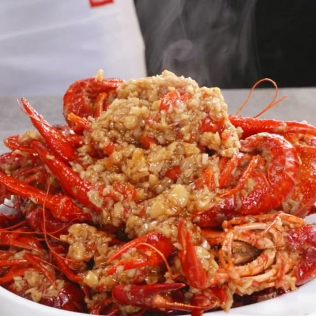 蒜蓉小龙虾,夏季美味,好吃到舔手指