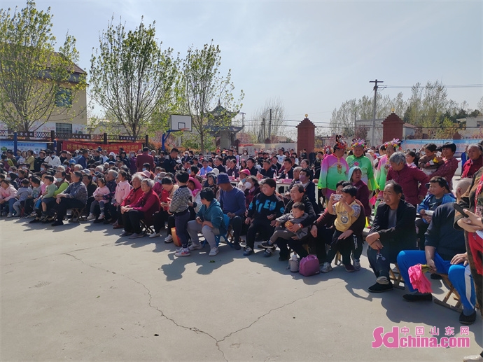 菏泽市巨野县:田庄镇首届农村文化艺术节开幕!