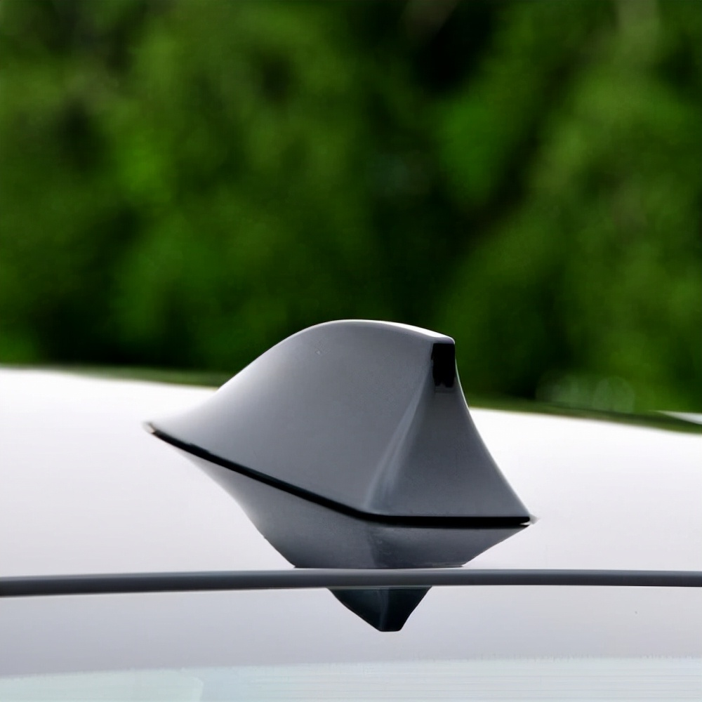 为什么有的汽车有天线有的没有?