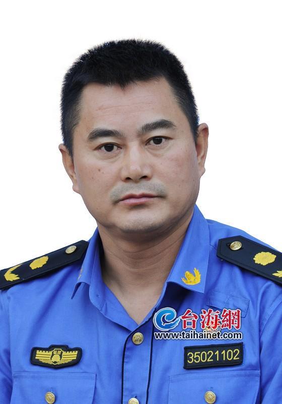 人物名片:韦俊钊,2011年转业,现任思明区城管局机动三中队中队长