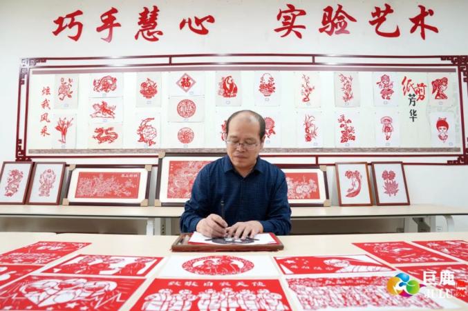 巨鹿一老师被新华社点名!