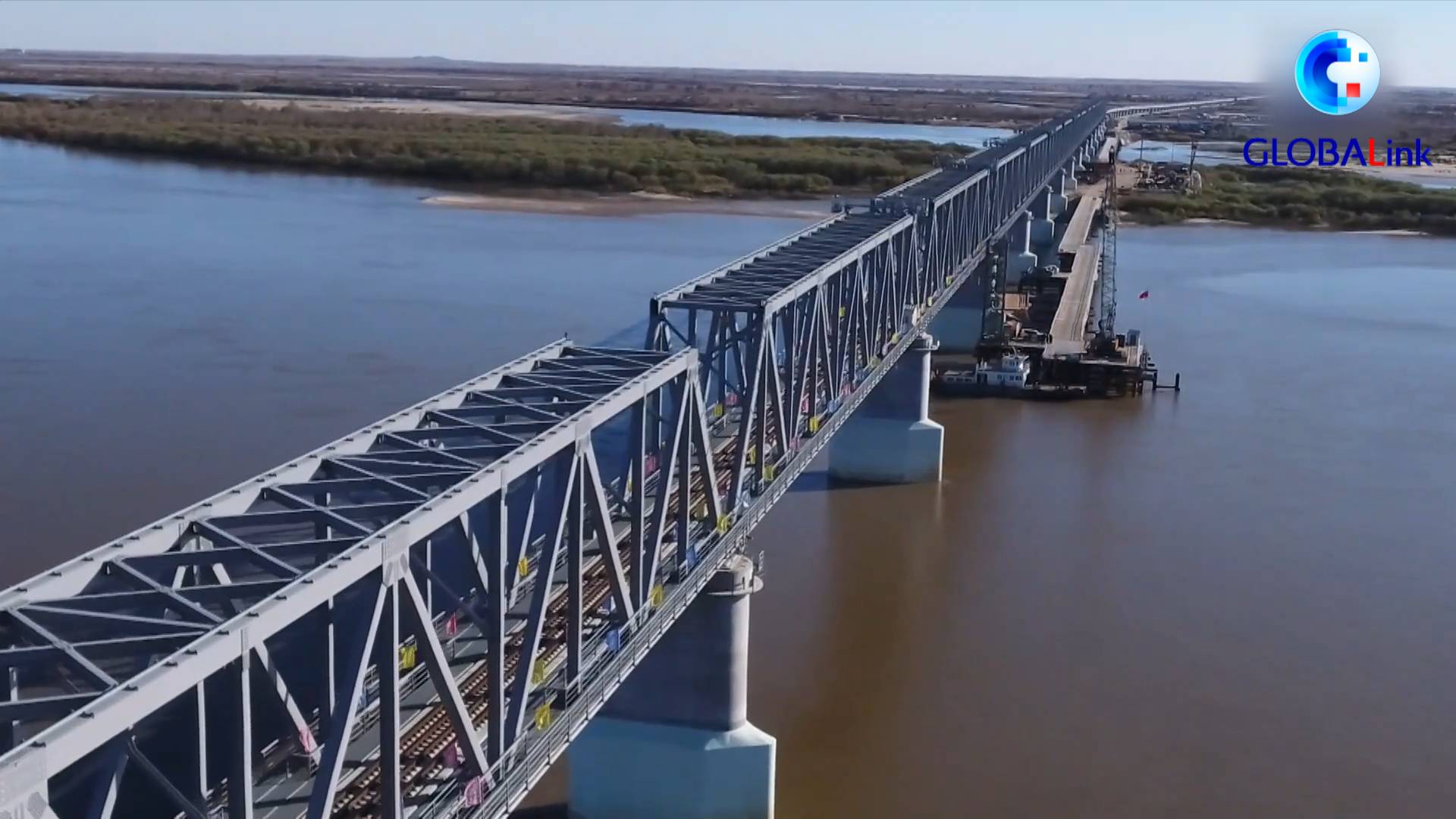 中俄铁路大桥图片