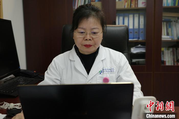 农工党四川省委会常委刘玉萍:用专业服务社会 为民多做实事