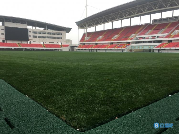 沪媒:上海女足主场落户金山体育中心专业球场,唐佳丽等国脚回归