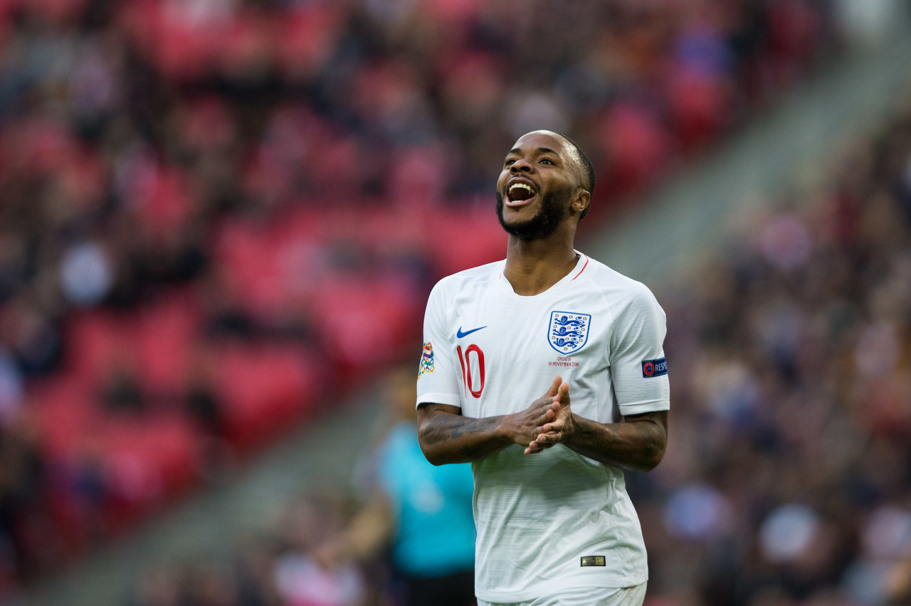 天空体育:斯特林,福登将代表英格兰首发出战与克罗地亚的比赛