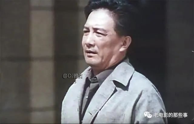 星二代童星出道,颜值不输许亚军却戏红人不红,曾走