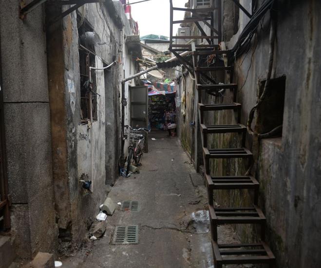 深圳的"城中村",聚集全国各地打工仔,被誉为穷人的乐园