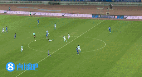 谢鹏飞戴维森进球时刻_中超-宋文杰传射吉列尔梅双响 广州城4-1河北_中超武汉三镇对阵广州城比赛结果