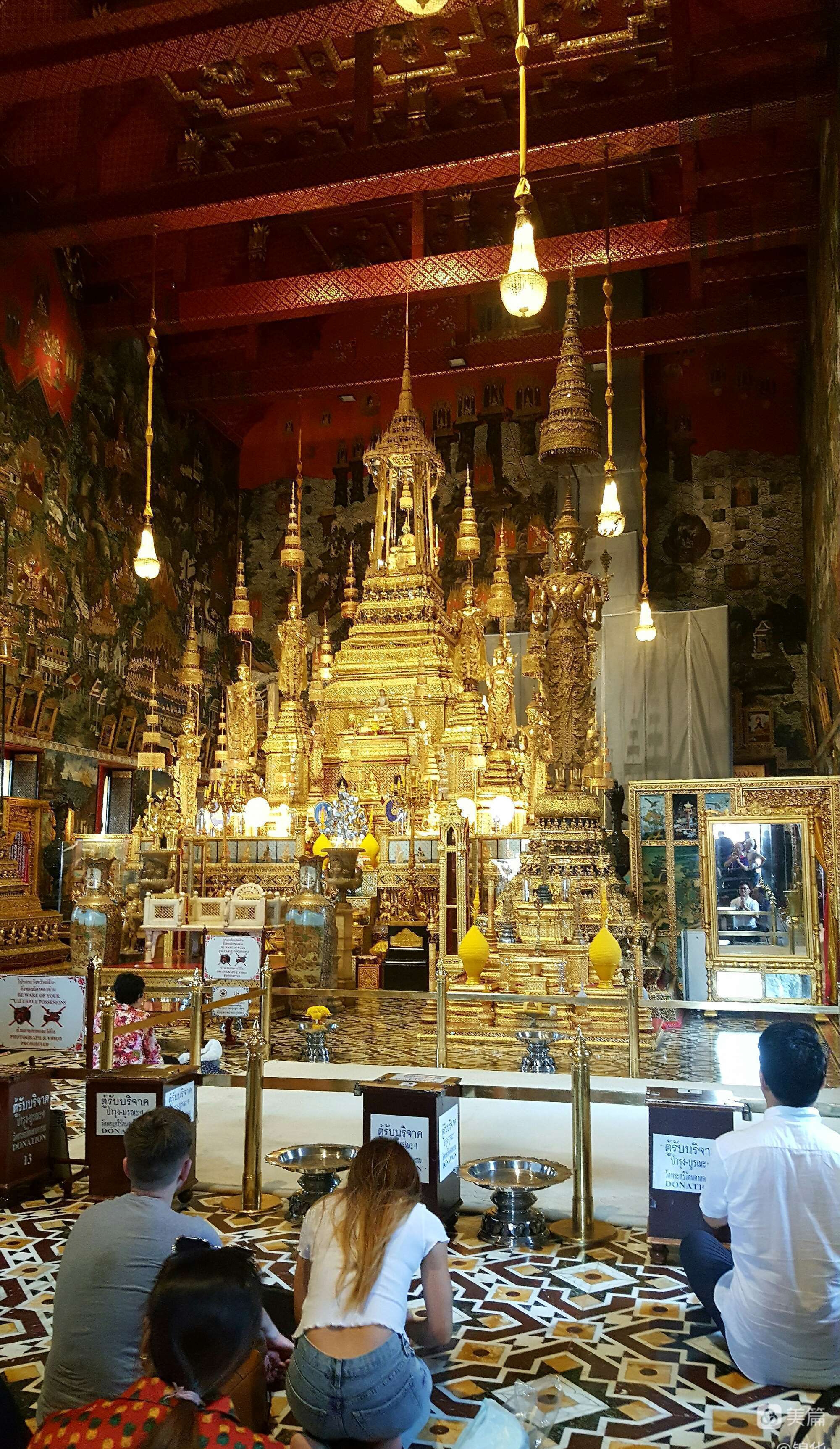 泰国旅游攻略 曼谷大皇宫"满城尽带黄金甲"