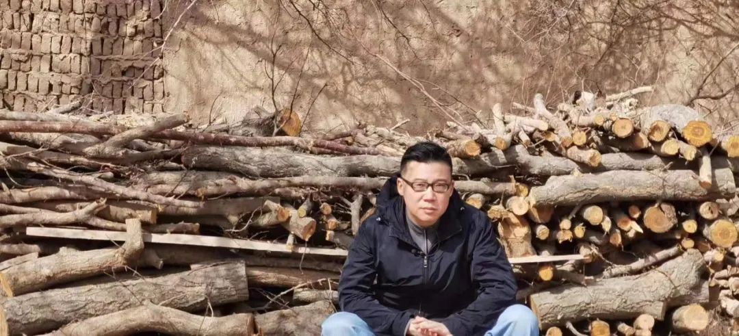 作家李修文:人间机缘翻滚不息,世界绝不到此为止