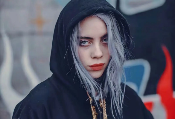 怪诞少女碧梨:19岁打破美国乐坛记录,把偶像贾斯汀比伯变成粉丝