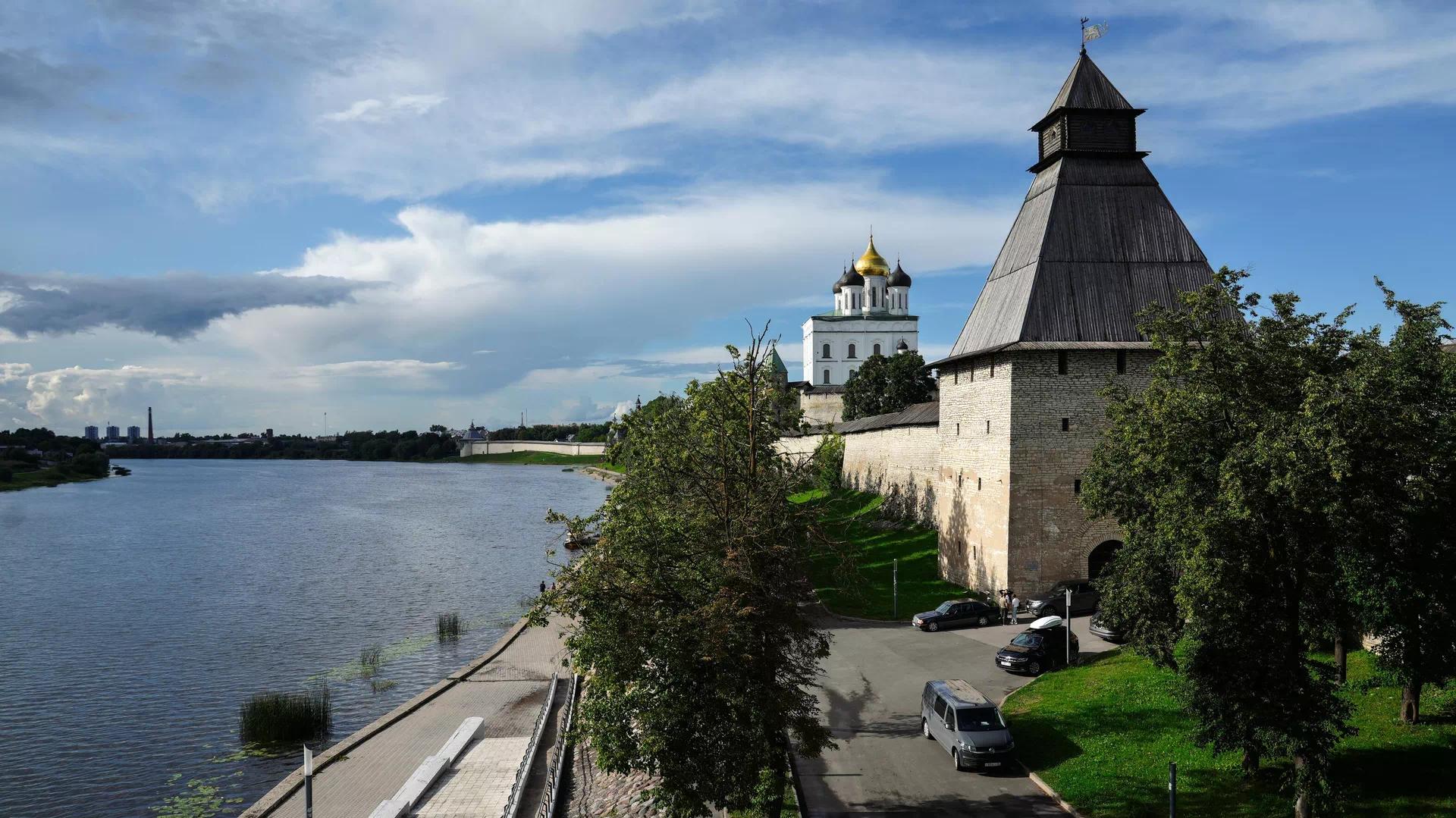 普斯科夫州创下俄罗斯国内最大一锅鱼汤新纪录