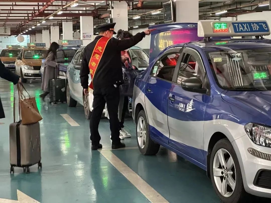 江苏无锡:一个个暖心之举汇成冬日一股股暖流