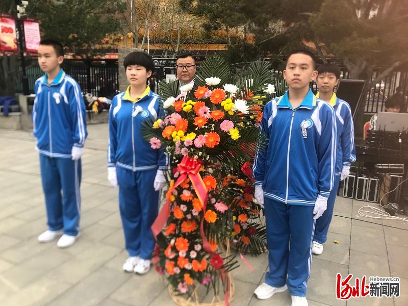 河北省石家庄市第九中学举行清明祭奠英烈暨诗文诵读活动