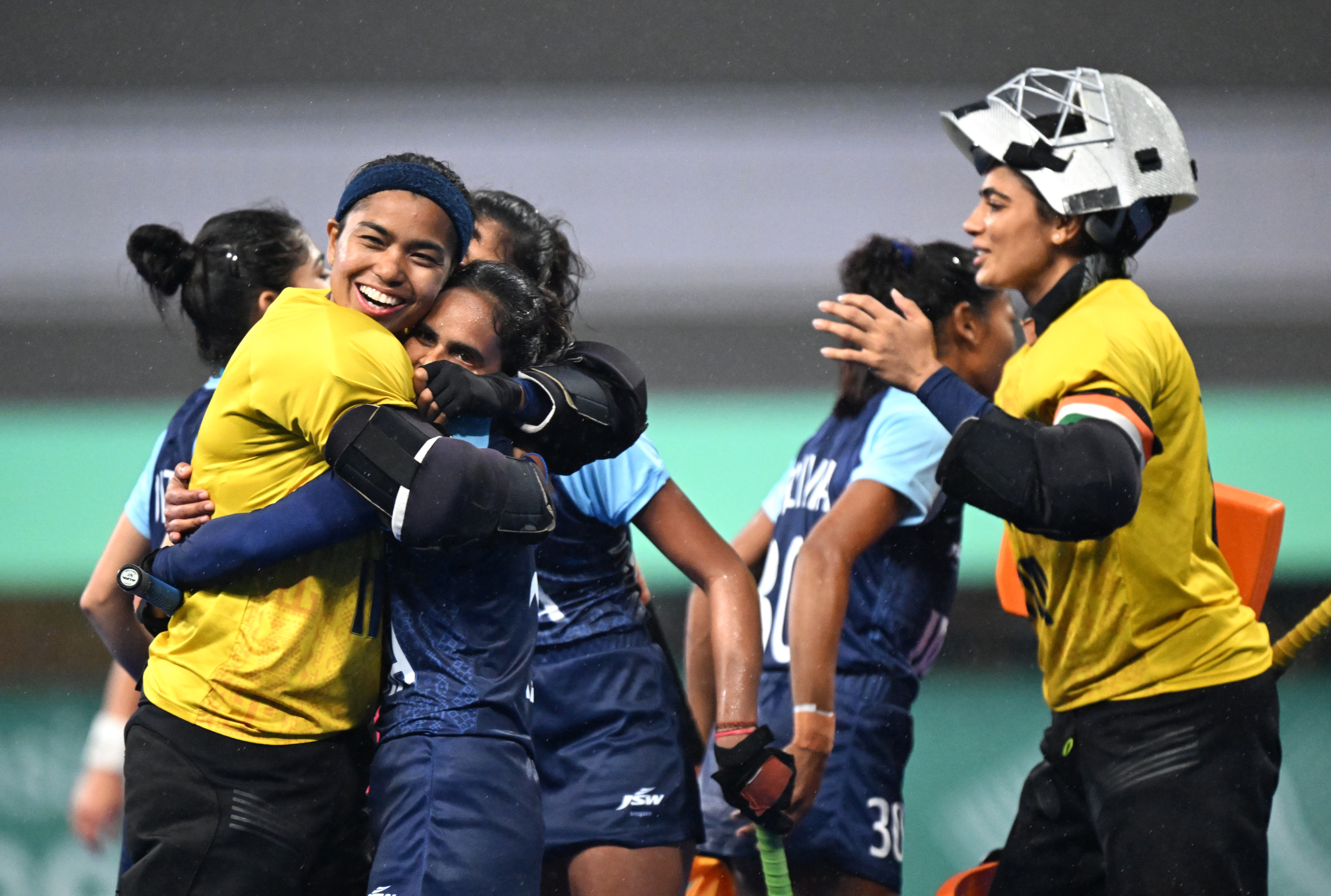 曲棍球——印度队获女子组铜牌