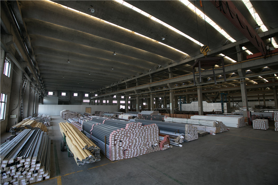 信元铝业二十六年专注中高端建筑,工业铝型材