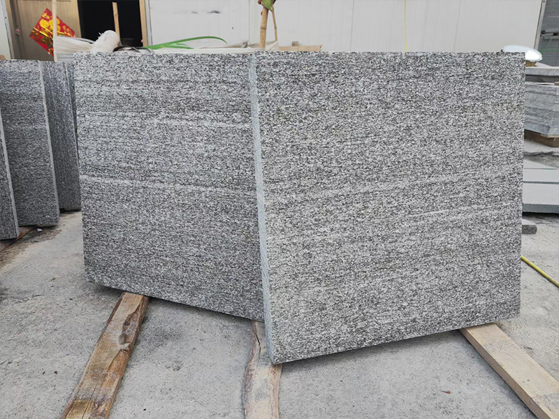 夜里雪石材厂家