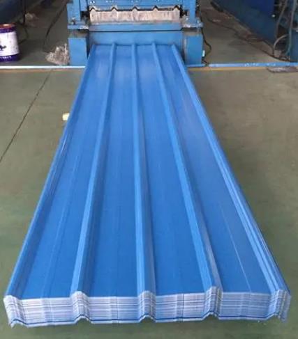 劣质的彩钢瓦价格便宜,但隐藏的风险不可忽视