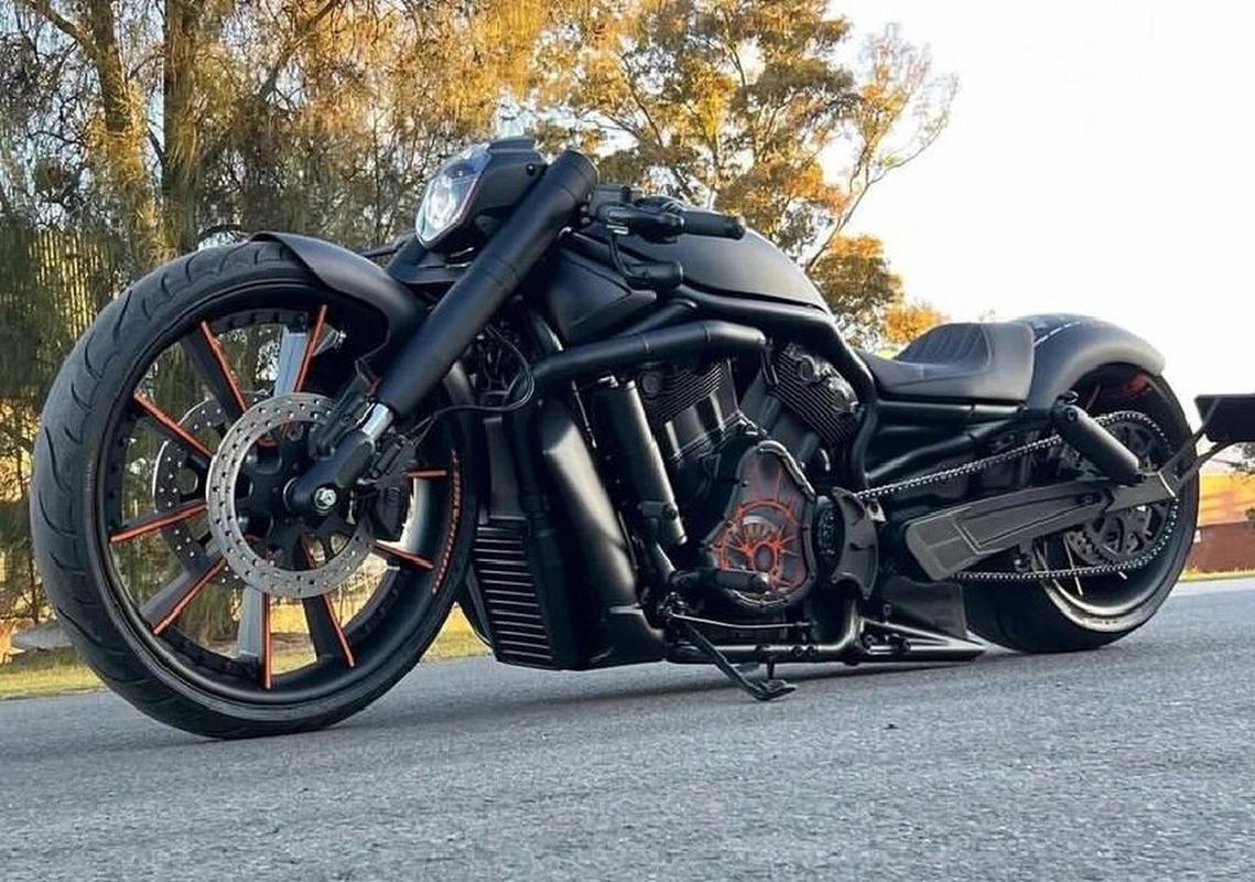 哈雷夜路德属于什么车型