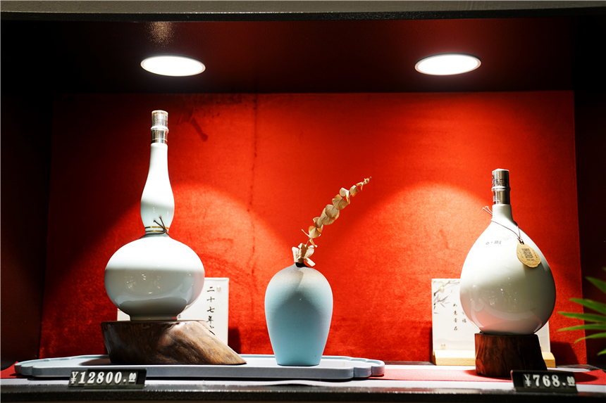 从网红小吃到美酒佳酿,温州两兄弟,用贴口福传递东方美学的韵味