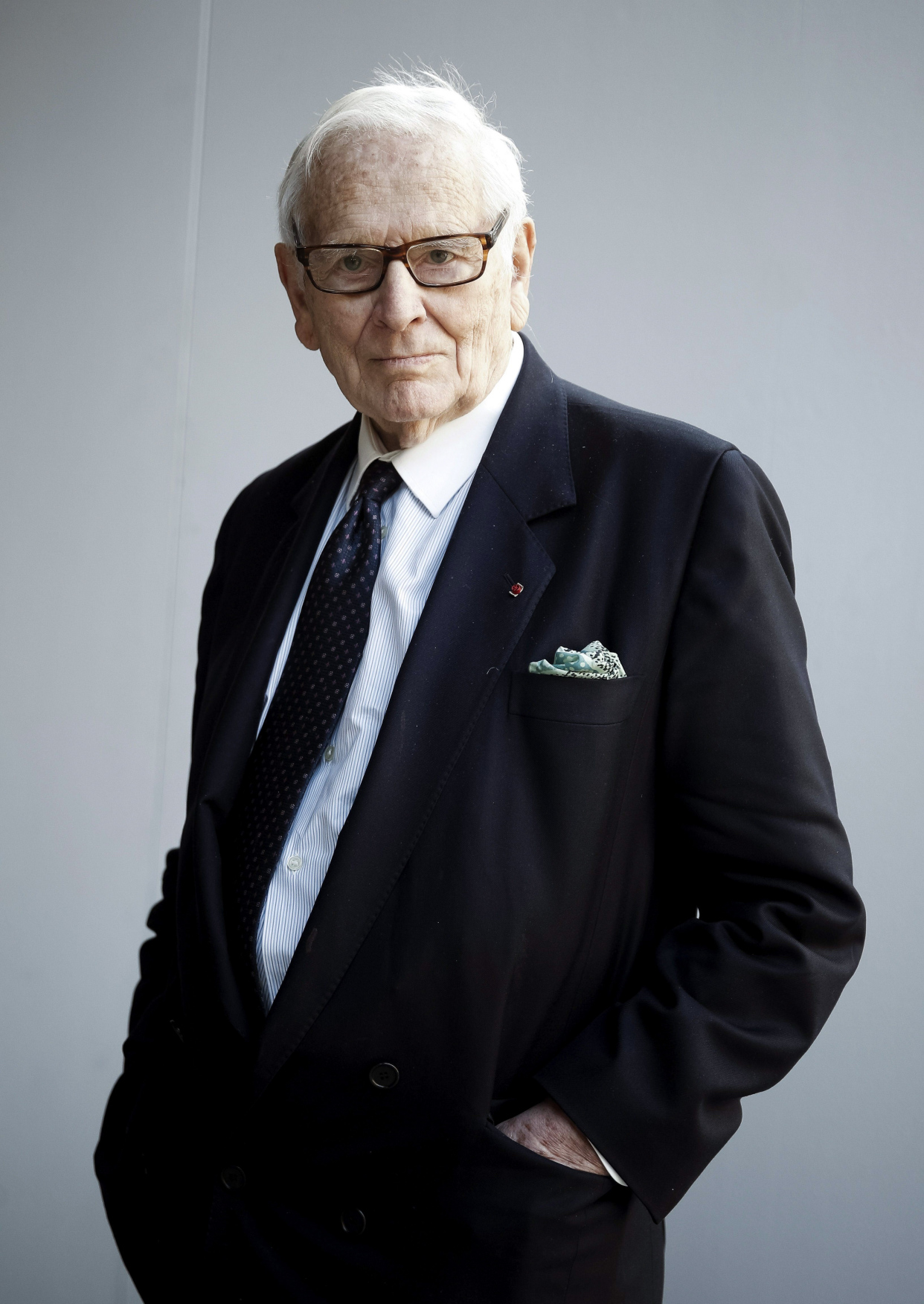 法国著名服装设计师皮尔·卡丹逝世