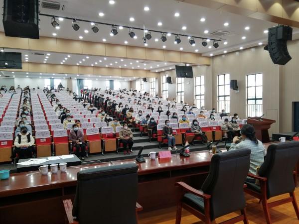 "皖东父母大课堂"走进定远县双塘中学