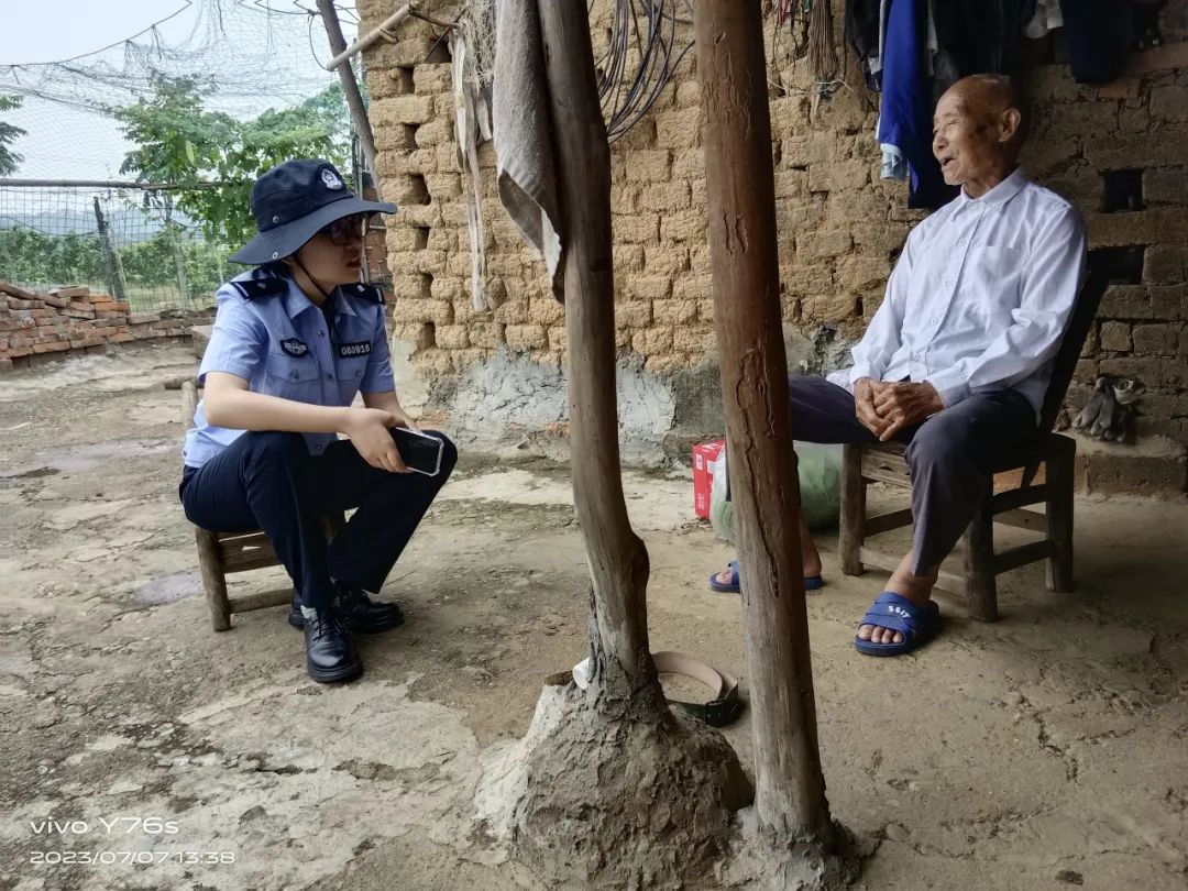 致敬女警揭秘女警最真实的一面