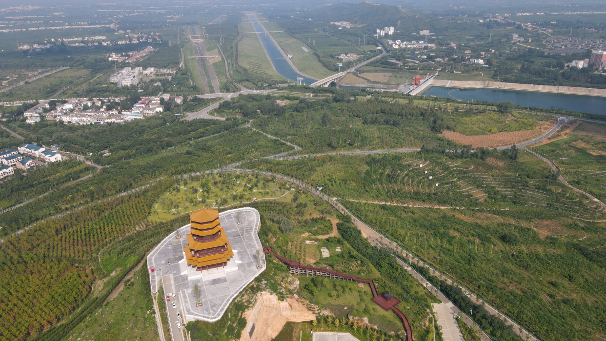 淅川县城满城绿色半城水,美丽景色入画来