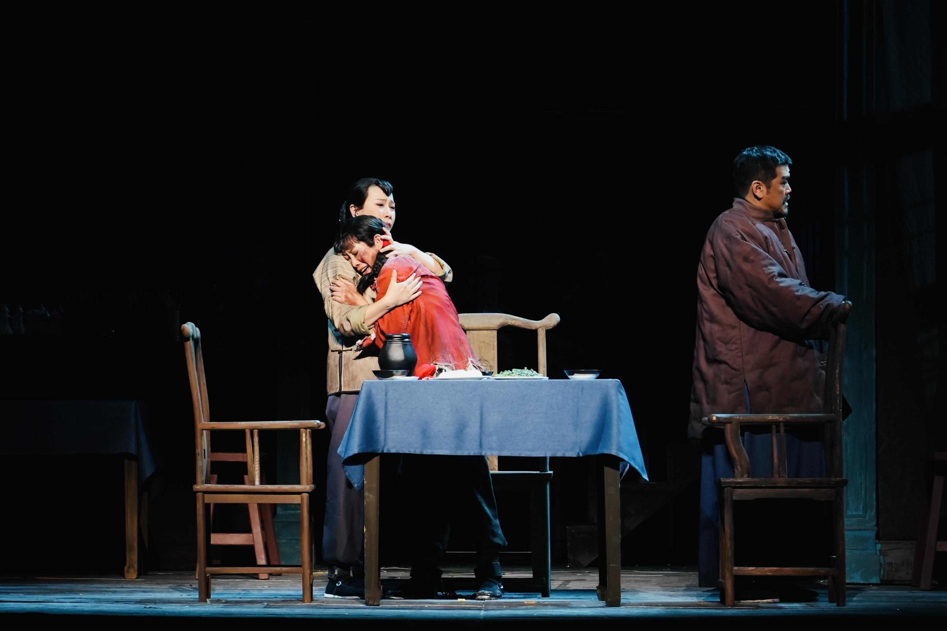 话剧《老酒馆》即将亮相中国国家话剧院