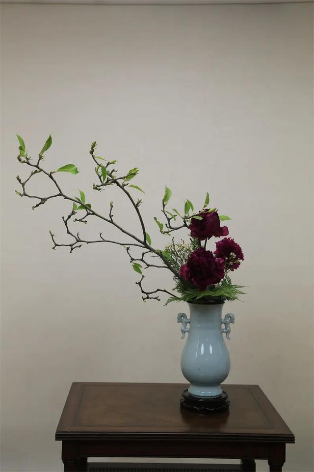 谷雨时节,40个牡丹芍药插花作品,让你尽赏最美春色
