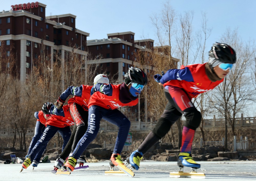 嗨!咱们滑起来!