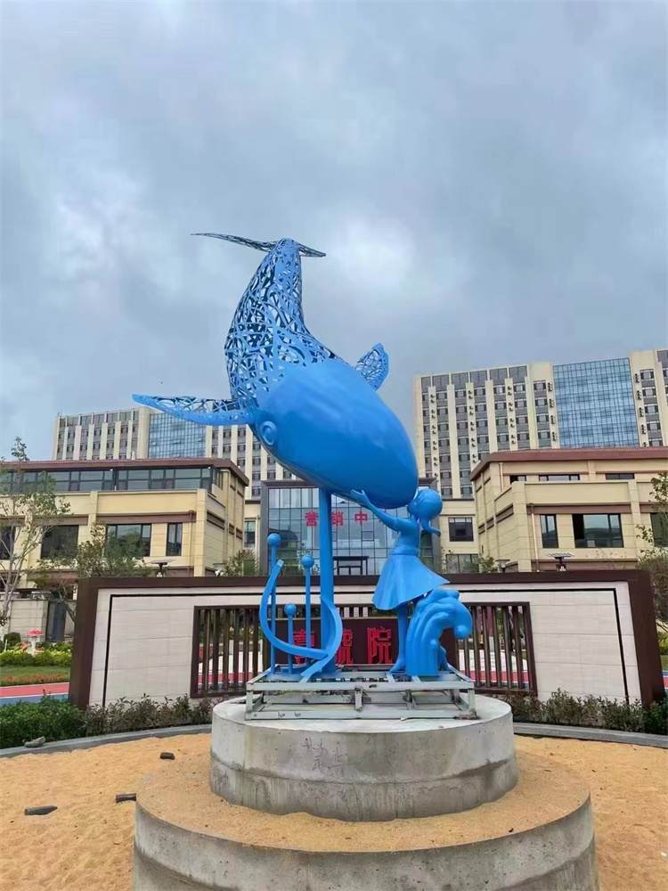 不锈钢鲸鱼雕塑 大型镂空鲸鱼摆件